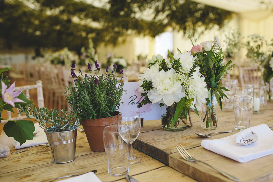 Table decoration details