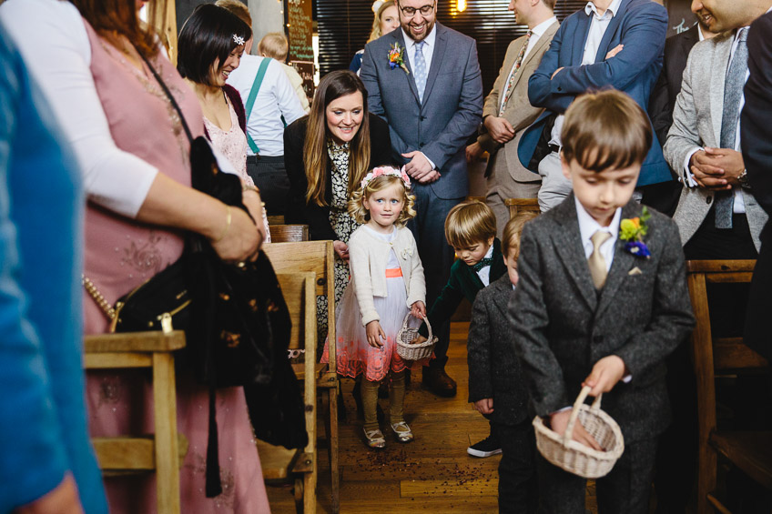 Globe-at-Hay-on-Wye-Wedding