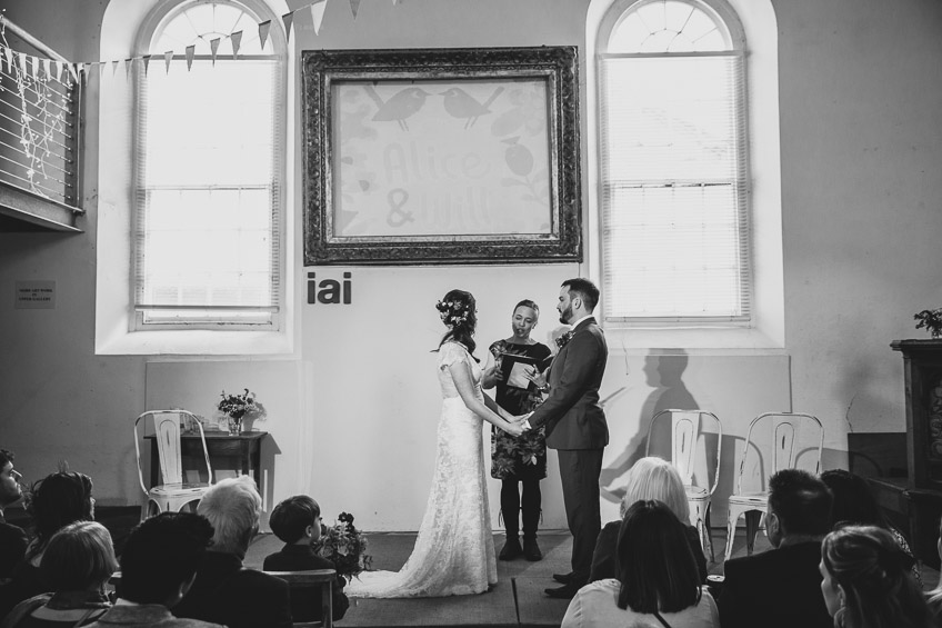 Globe-at-Hay-on-Wye-Wedding