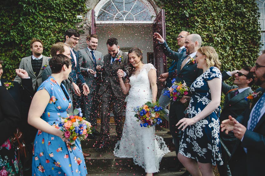 Globe-at-Hay-on-Wye-Wedding-Photography