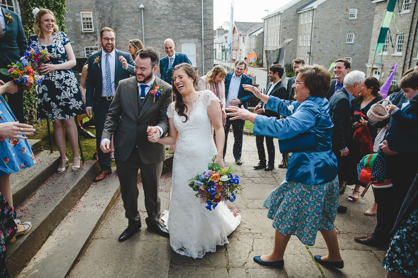 Globe-at-Hay-on-Wye-Wedding-Photography