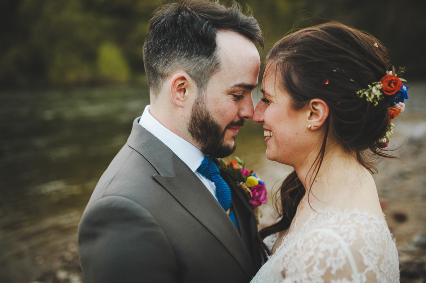 Globe-at-Hay-on-Wye-Wedding-Photography