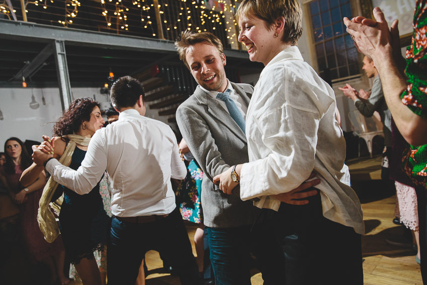 Globe-at-Hay-on-Wye-Wedding