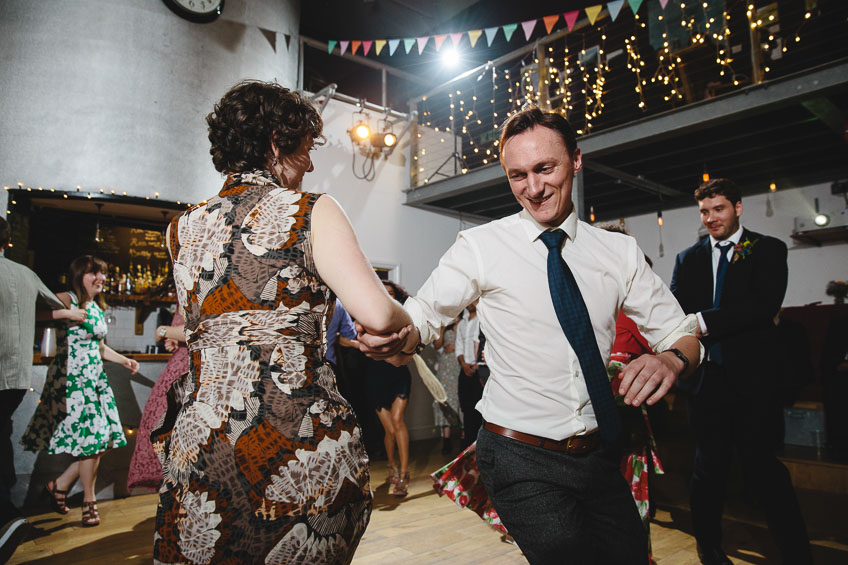 Globe-at-Hay-on-Wye-Wedding